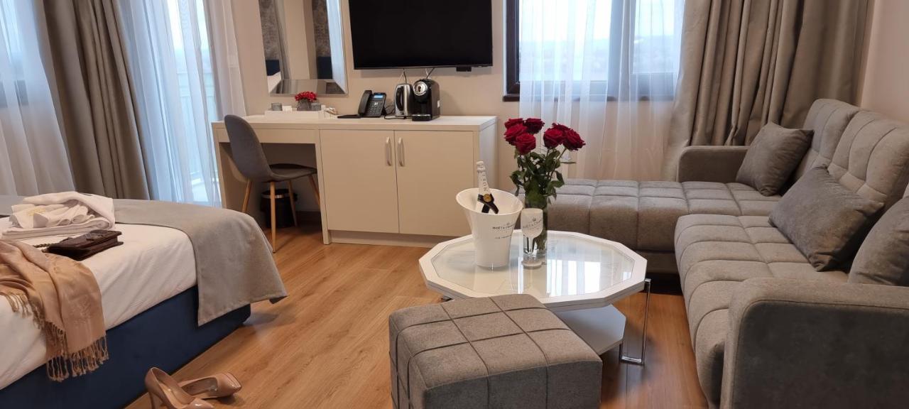 Park Hotel Viasport Gorni Dŭbnik Eksteriør billede